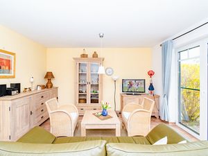 23939286-Ferienwohnung-2-Prerow-300x225-1