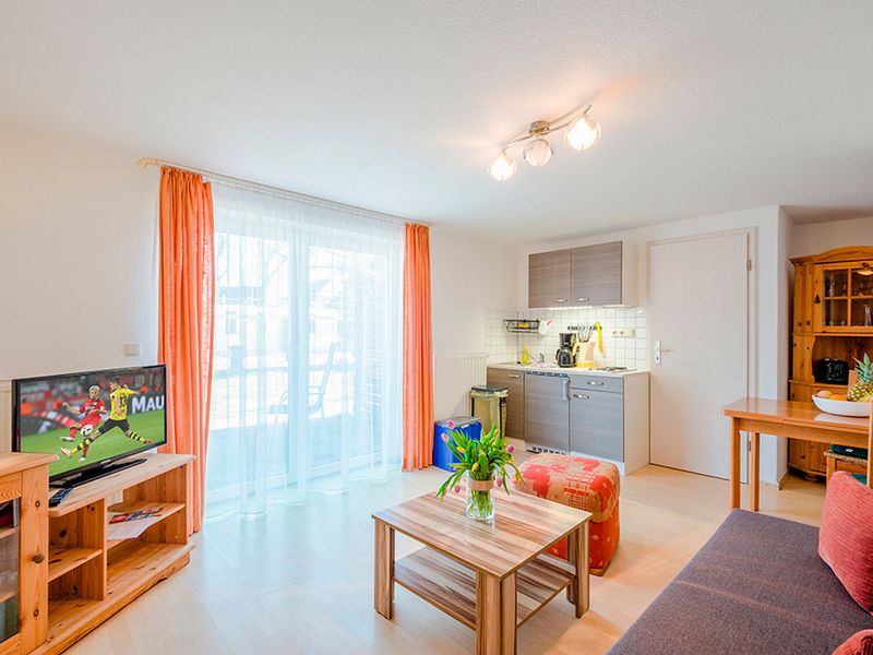 23972949-Ferienwohnung-3-Prerow-800x600-1