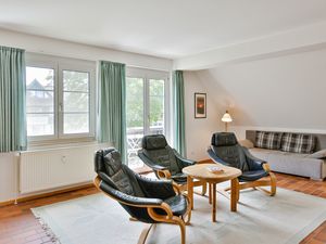 24049407-Ferienwohnung-6-Prerow-300x225-3