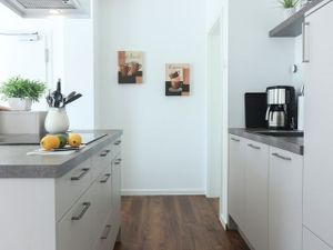 21668803-Ferienwohnung-3-Prerow-300x225-2