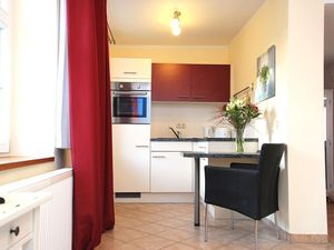 23882066-Ferienwohnung-2-Prerow-300x225-3