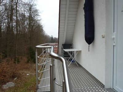 Balkon Ferienwohnung-Grillplatz unterhalb