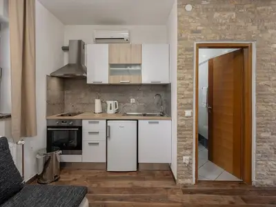 Ferienwohnung für 3 Personen in Pridraga 9/10
