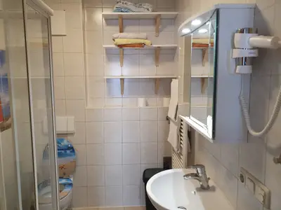 Bad mit Dusche Ferienwohnung Filser