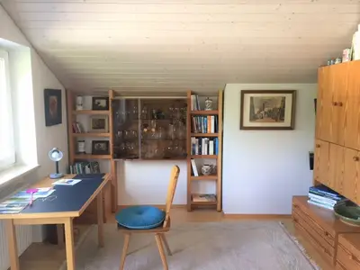 Schreibtisch