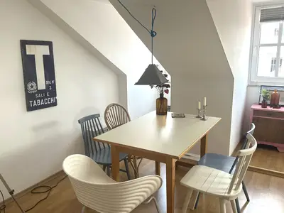 Wohnzimmer Esstisch