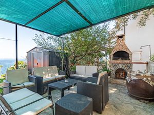 Ferienwohnung für 8 Personen (91 m²) in Prigradica