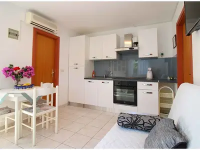 Ferienwohnung für 3 Personen (30 m²) in Primošten 5/10