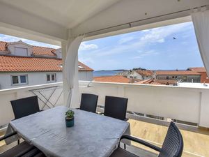 Ferienwohnung für 7 Personen (90 m²) in Primošten