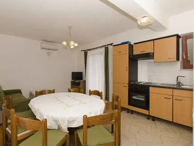 Ferienwohnung für 8 Personen (90 m²) in Primošten 6/10