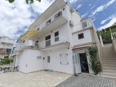 Ferienwohnung für 8 Personen (85 m²) in Primošten 3/9