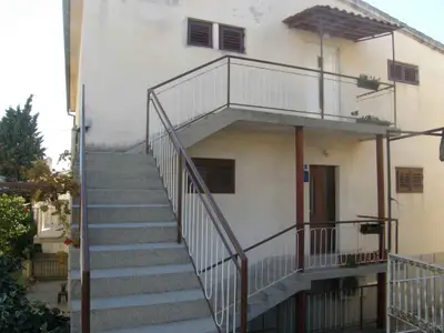 Ferienwohnung für 8 Personen (100 m²) in Primošten 2/10