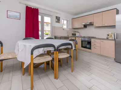 Ferienwohnung für 8 Personen (100 m²) in Primošten 8/10