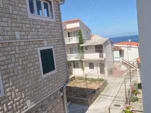 23943278-Ferienwohnung-4-Primošten-300x225-2