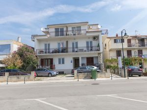 23943241-Ferienwohnung-5-Primošten-300x225-4