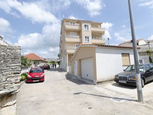 23943295-Ferienwohnung-2-Primošten-300x225-3