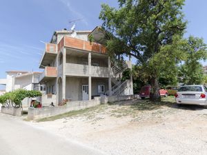 23943830-Ferienwohnung-8-Primošten-300x225-3