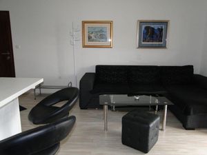 23330707-Ferienwohnung-3-Primošten-300x225-3