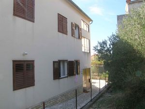 24030779-Ferienwohnung-4-Primošten-300x225-1