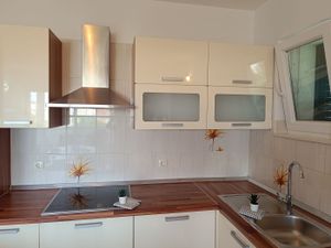 23943798-Ferienwohnung-6-Primošten-300x225-5