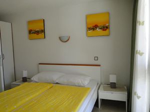 24050874-Ferienwohnung-2-Primošten-300x225-2