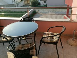 Ferienwohnung für 5 Personen (68 m²) in Privlaka