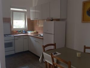 23649042-Ferienwohnung-4-Privlaka-300x225-4