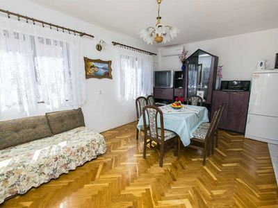 Ferienwohnung für 6 Personen (72 m²) in Privlaka 10/10