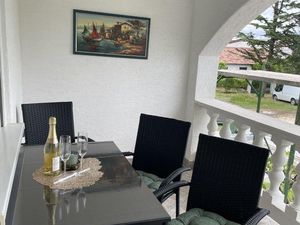 23665466-Ferienwohnung-3-Privlaka-300x225-1