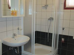 22809417-Ferienwohnung-3-Privlaka-300x225-4