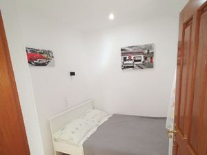 19285032-Ferienwohnung-0-Privlaka-300x225-3