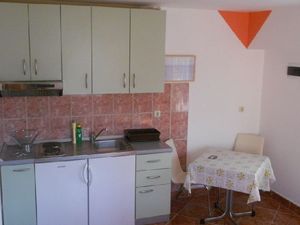 19285029-Ferienwohnung-0-Privlaka-300x225-4