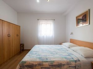 Ferienwohnung mit Schlafzimmer (64 m&sup2;) in Privlaka