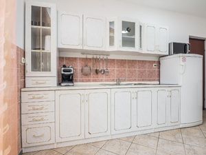 23433876-Ferienwohnung-4-Privlaka-300x225-4