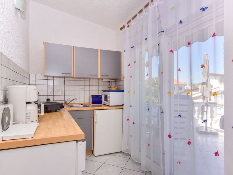 23945664-Ferienwohnung-4-Privlaka-800x600-2