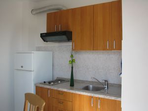 18951345-Ferienwohnung-4-Privlaka-300x225-3