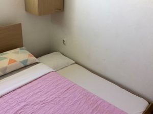 18953362-Ferienwohnung-3-Privlaka-300x225-5