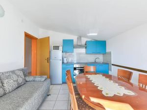 23377313-Ferienwohnung-5-Privlaka-300x225-1