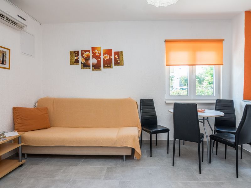 23933483-Ferienwohnung-4-Privlaka-800x600-1