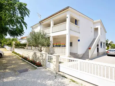 Ferienwohnung für 6 Personen (80 m²) in Sabunike 8/10