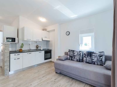 Ferienwohnung für 2 Personen (45 m²) in Privlaka 4/10