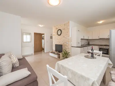 Ferienwohnung für 4 Personen (60 m²) in Privlaka 8/10