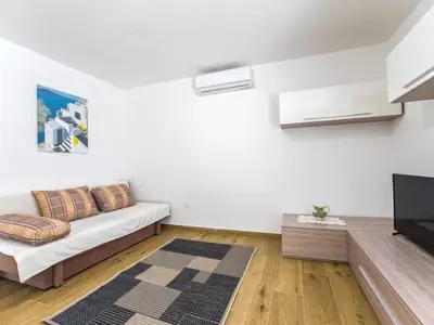 Ferienwohnung für 5 Personen (80 m²) in Privlaka 8/10