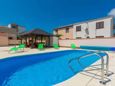 Ferienwohnung für 6 Personen (70 m²) in Sabunike 1/7