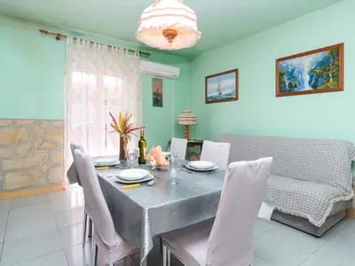 Ferienwohnung für 4 Personen (50 m²) in Privlaka 9/10