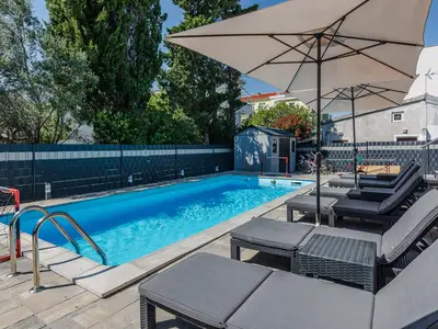 pool