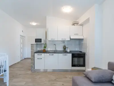 Ferienwohnung für 2 Personen (45 m²) in Privlaka 10/10