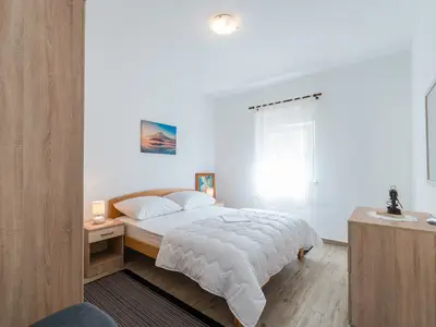 Ferienwohnung für 2 Personen (43 m²) in Privlaka 1/10