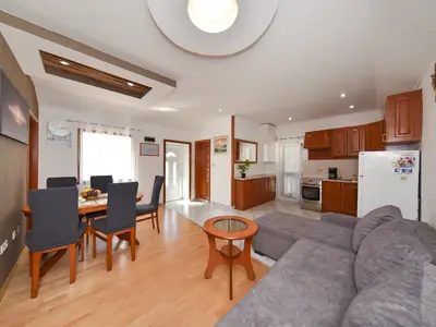 Ferienwohnung für 4 Personen (46 m²) in Privlaka 5/10