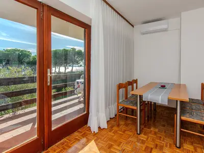 Ferienwohnung für 4 Personen (64 m²) in Privlaka 4/10